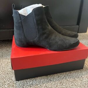 Donald J Pliner boots